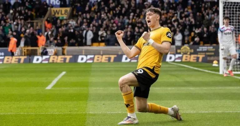 Newcastle United Strand Larsen target